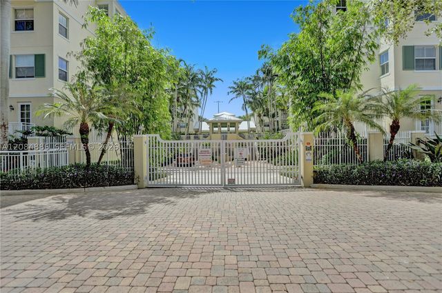 7564 SW 102nd St 211, Pinecrest, FL 33156