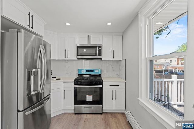 190 Washington Avenue, Hackensack, NJ 07601