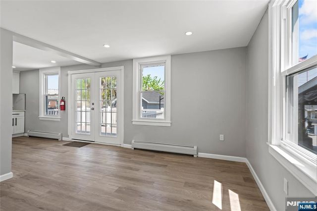 190 Washington Avenue, Hackensack, NJ 07601