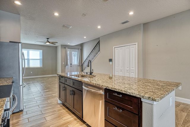 6592 TAXIWAY CIRCLE, Orlando, FL 32822