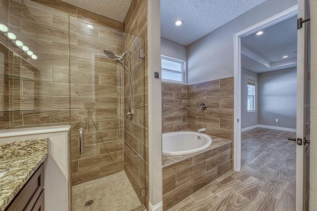 6592 TAXIWAY CIRCLE, Orlando, FL 32822