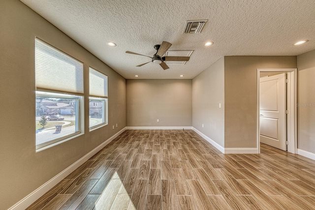 6592 TAXIWAY CIRCLE, Orlando, FL 32822