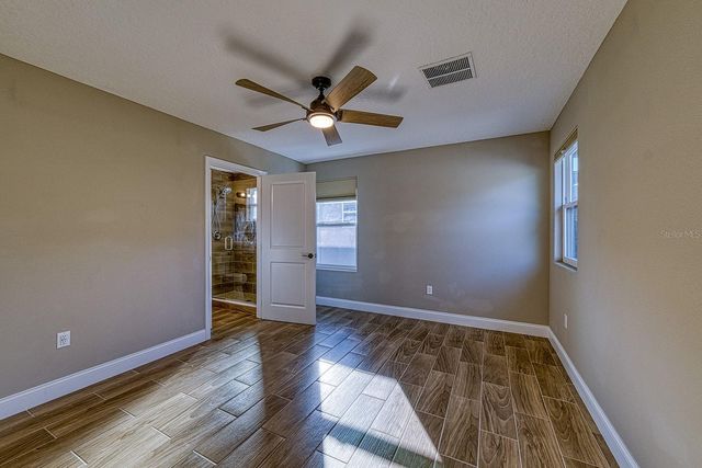 6592 TAXIWAY CIRCLE, Orlando, FL 32822