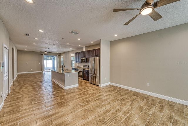 6592 TAXIWAY CIRCLE, Orlando, FL 32822