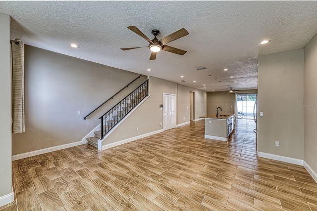 6592 TAXIWAY CIRCLE, Orlando, FL 32822