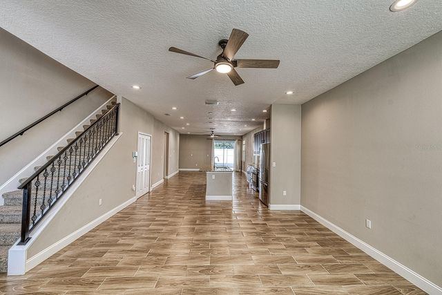 6592 TAXIWAY CIRCLE, Orlando, FL 32822