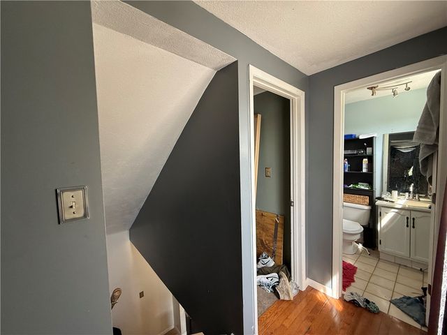 621-623 Ridge Ave, Carnegie Mellon, PA 15106