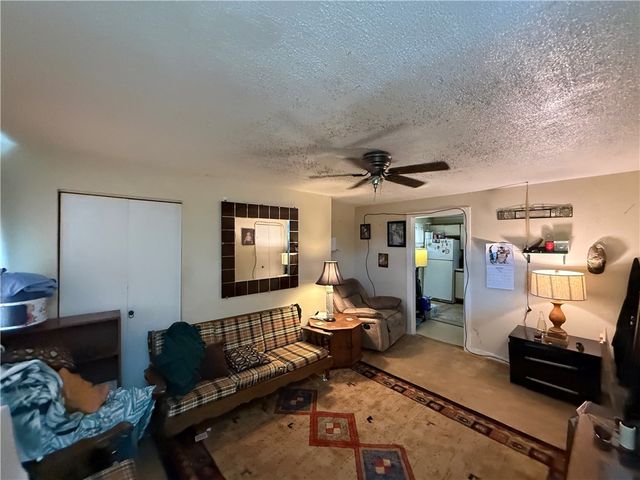 621-623 Ridge Ave, Carnegie Mellon, PA 15106