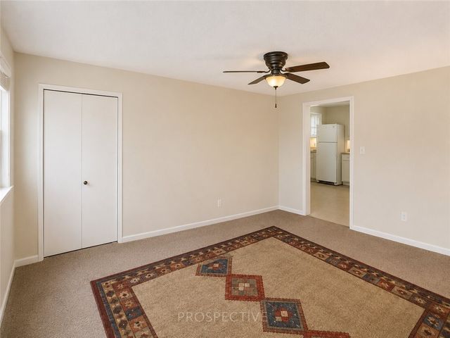 621-623 Ridge Ave, Carnegie Mellon, PA 15106