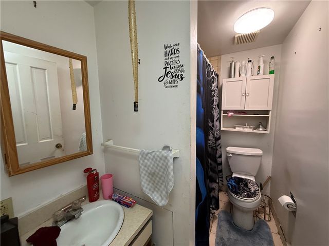621-623 Ridge Ave, Carnegie Mellon, PA 15106