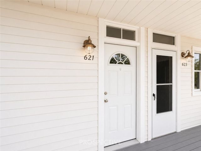 621-623 Ridge Ave, Carnegie Mellon, PA 15106