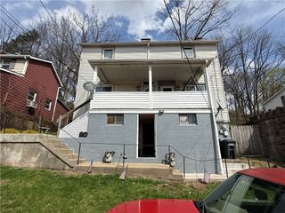 621-623 Ridge Ave, Carnegie Mellon, PA 15106