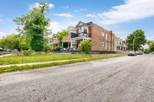 1036 POPLAR GROVE ST, Baltimore, MD 21216