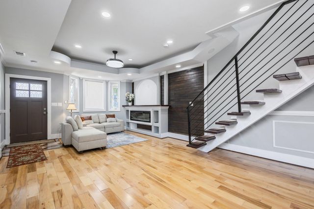 1036 POPLAR GROVE ST, Baltimore, MD 21216
