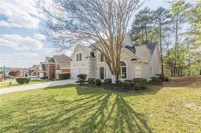 775 Southland Pass, Stone Mountain, GA 30087