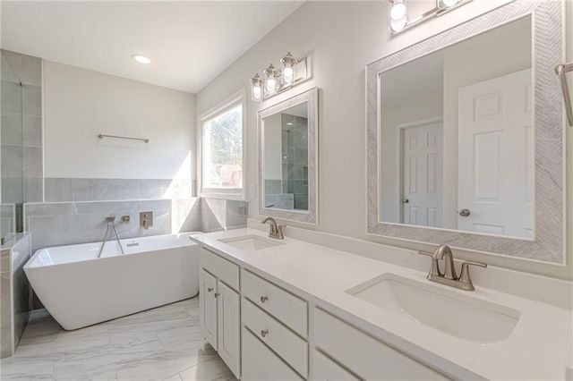 775 Southland Pass, Stone Mountain, GA 30087