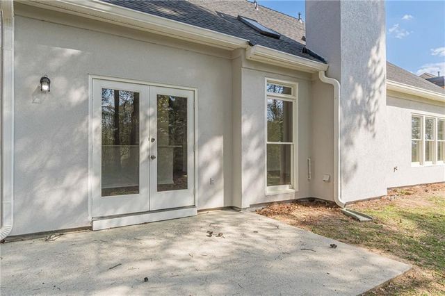 775 Southland Pass, Stone Mountain, GA 30087