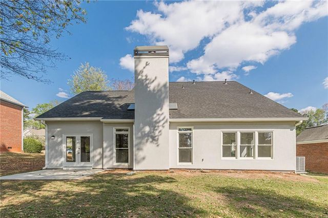 775 Southland Pass, Stone Mountain, GA 30087