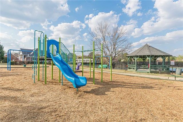 775 Southland Pass, Stone Mountain, GA 30087