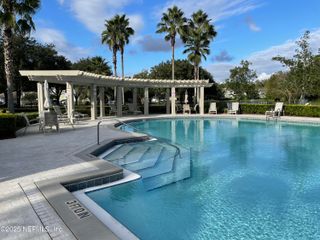 7701 TIMBERLIN PARK Boulevard, 215, Jacksonville, FL 32256