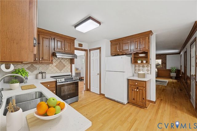 2021 Cambridge Dr, Henrico, VA 23238