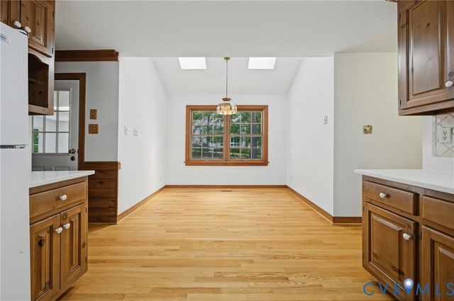 2021 Cambridge Dr, Henrico, VA 23238