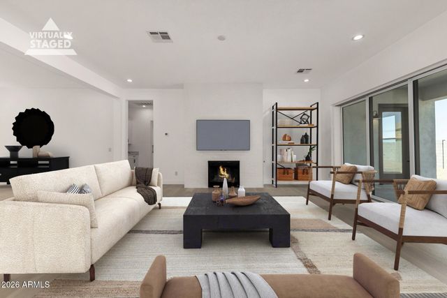 6461 E OASIS Circle, Mesa, AZ 85215