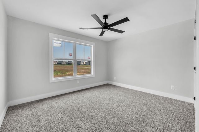 226 Low Plains Ln, Clarksville, TN 37043