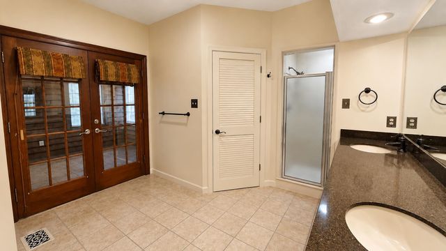 828 PEARSON OAKS DR, Collierville, TN 38017