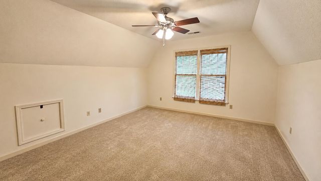 828 PEARSON OAKS DR, Collierville, TN 38017