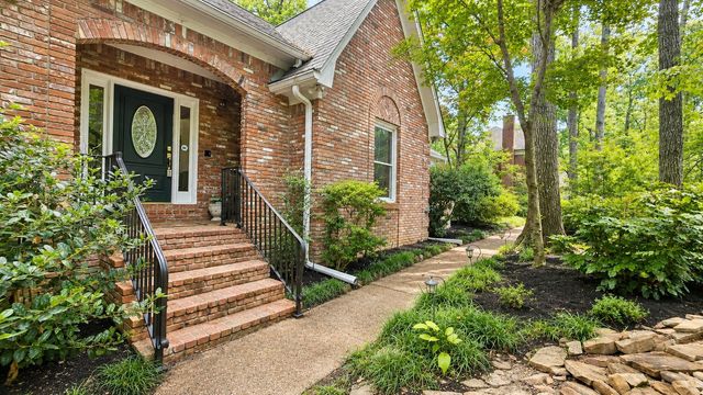 828 PEARSON OAKS DR, Collierville, TN 38017