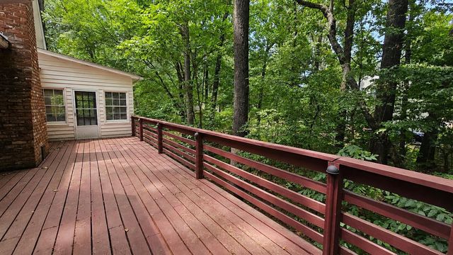 828 PEARSON OAKS DR, Collierville, TN 38017