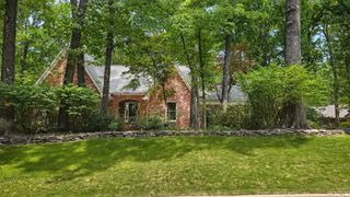 828 PEARSON OAKS DR, Collierville, TN 38017
