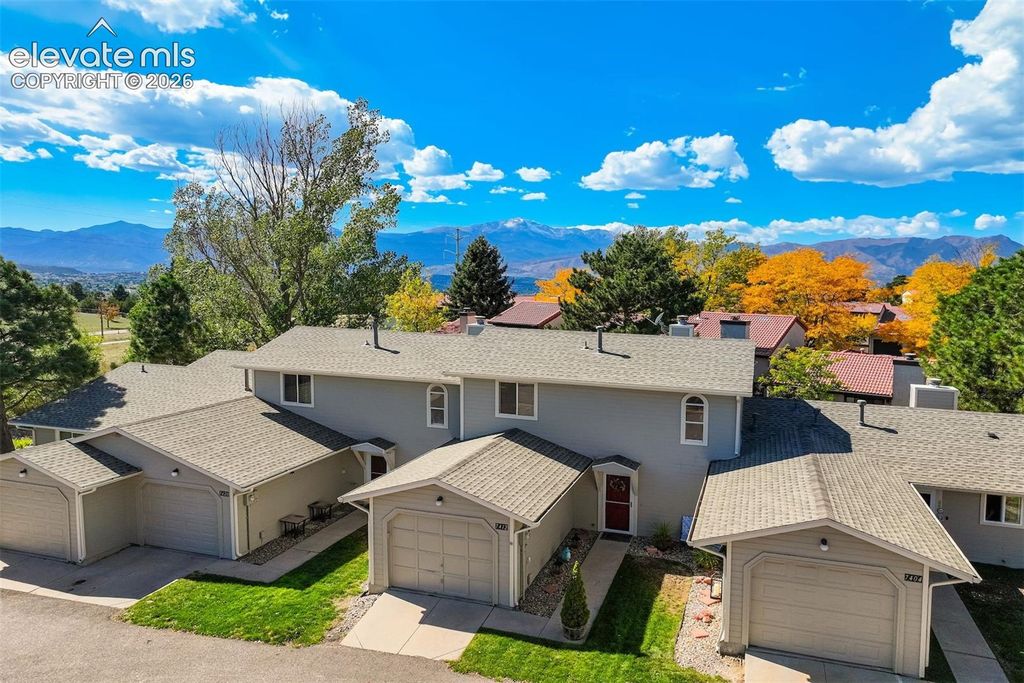 7412 Casa Grande Court, Colorado Springs, CO 80920 — exterior