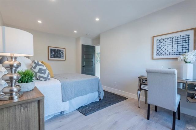 1613 West Boulevard, Los Angeles, CA 90019