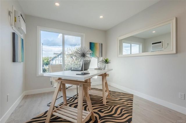 1613 West Boulevard, Los Angeles, CA 90019