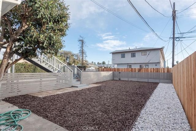 1613 West Boulevard, Los Angeles, CA 90019