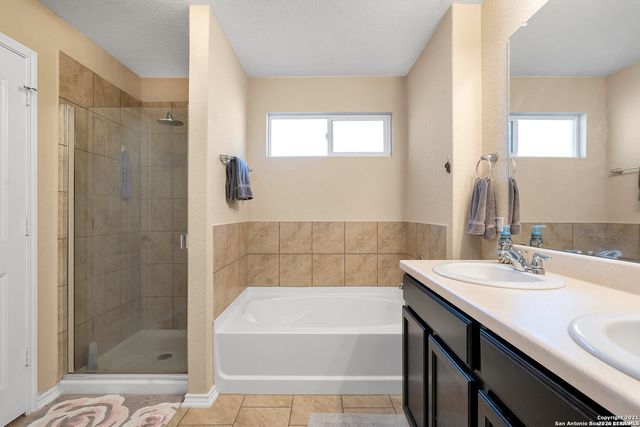 1703 Aspen Silver, San Antonio, TX 78245