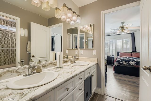 9037 Alpine Peaks Avenue, Las Vegas, NV 89147