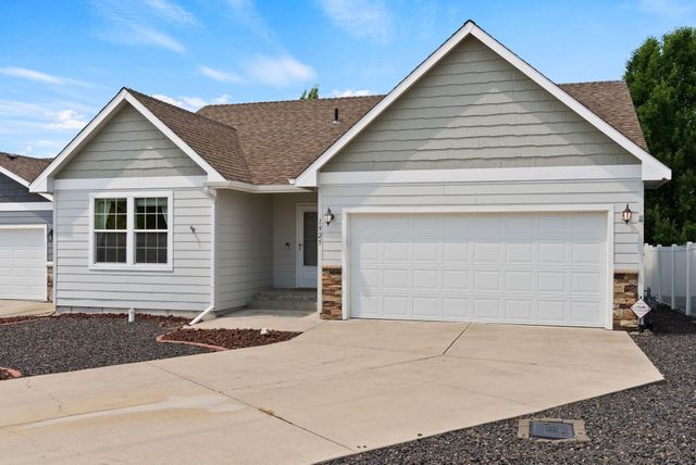 1925 N Coach Dr, Spokane Valley, WA 99016