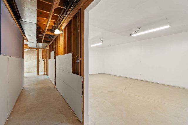 1925 N Coach Dr, Spokane Valley, WA 99016