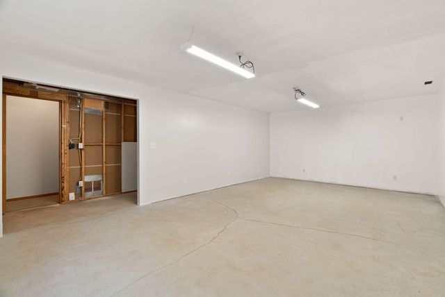 1925 N Coach Dr, Spokane Valley, WA 99016