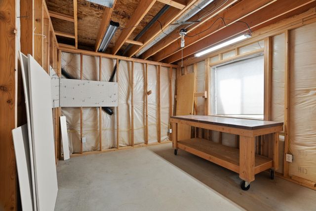 1925 N Coach Dr, Spokane Valley, WA 99016