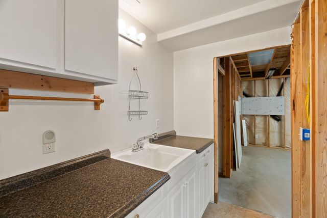 1925 N Coach Dr, Spokane Valley, WA 99016