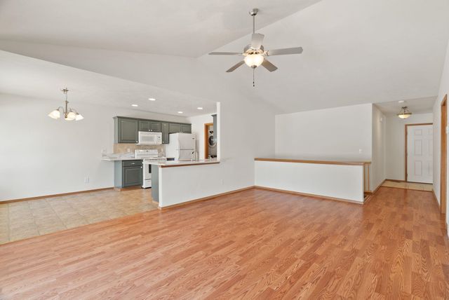 1925 N Coach Dr, Spokane Valley, WA 99016