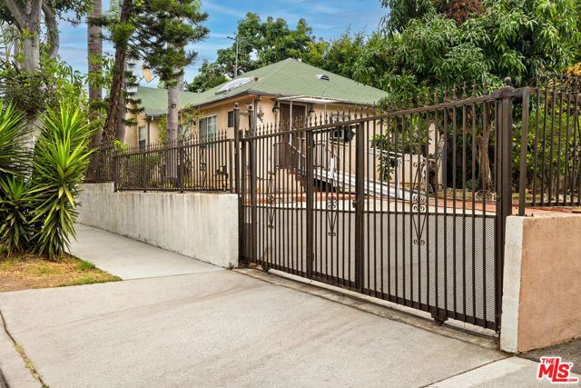 7774 Fountain Avenue, West Hollywood, CA 90046
