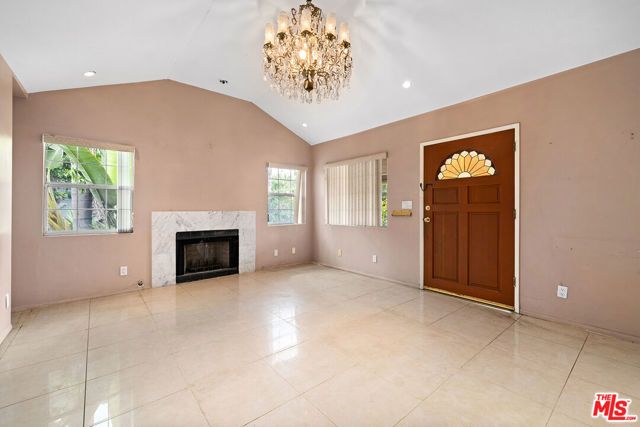 7774 Fountain Avenue, West Hollywood, CA 90046