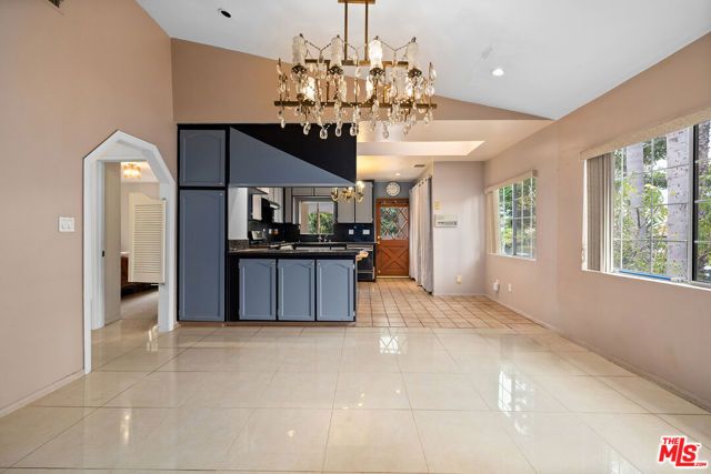 7774 Fountain Avenue, West Hollywood, CA 90046