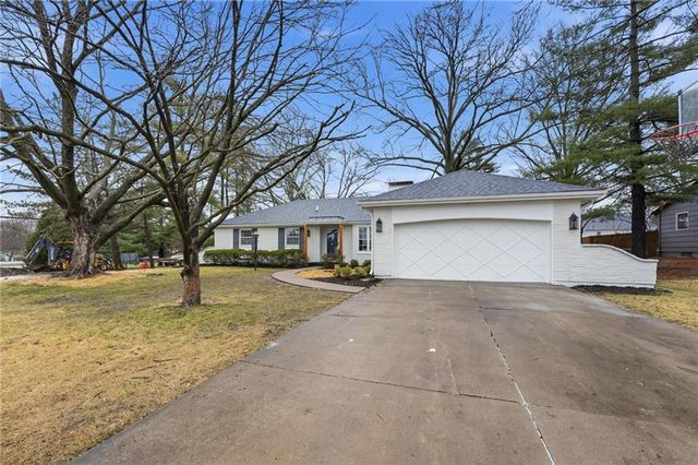 6301 Woodson Drive, Mission, KS 66202