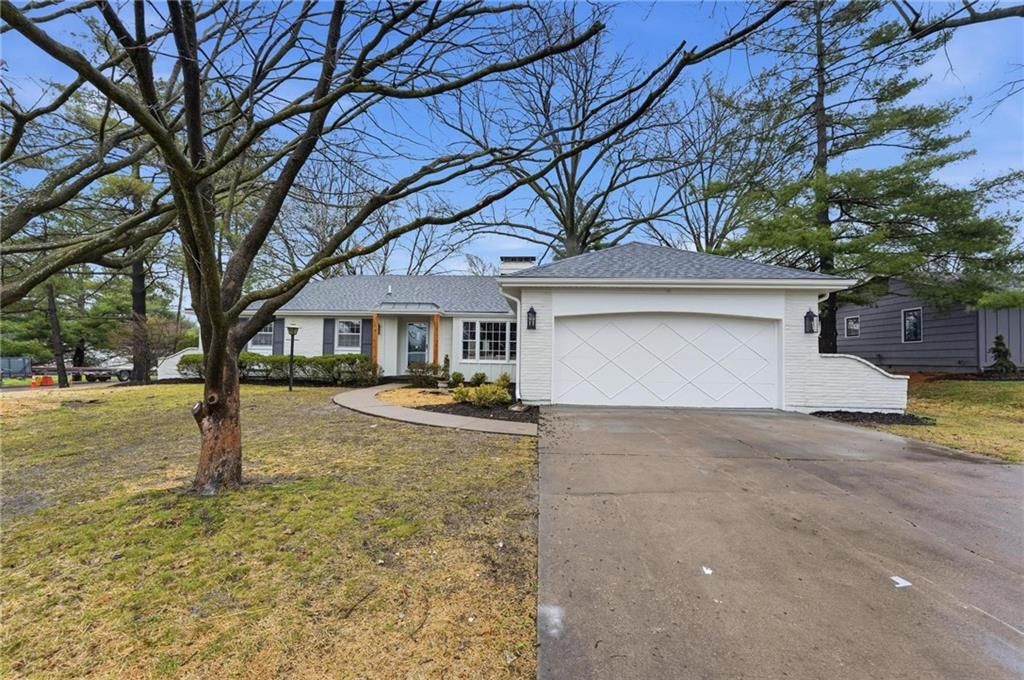 6301 Woodson Drive, Mission, KS 66202